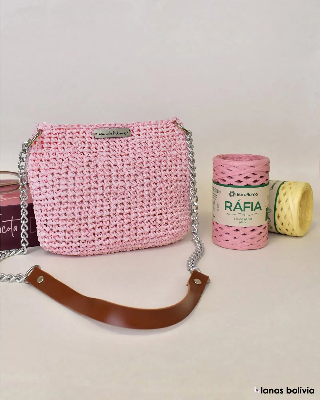 Ejemplo realizado con Raffia